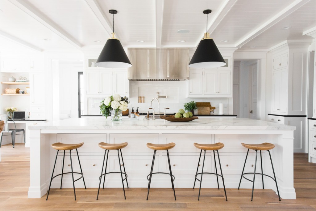 Exquisitely designed kitchens-20 barstools under $250